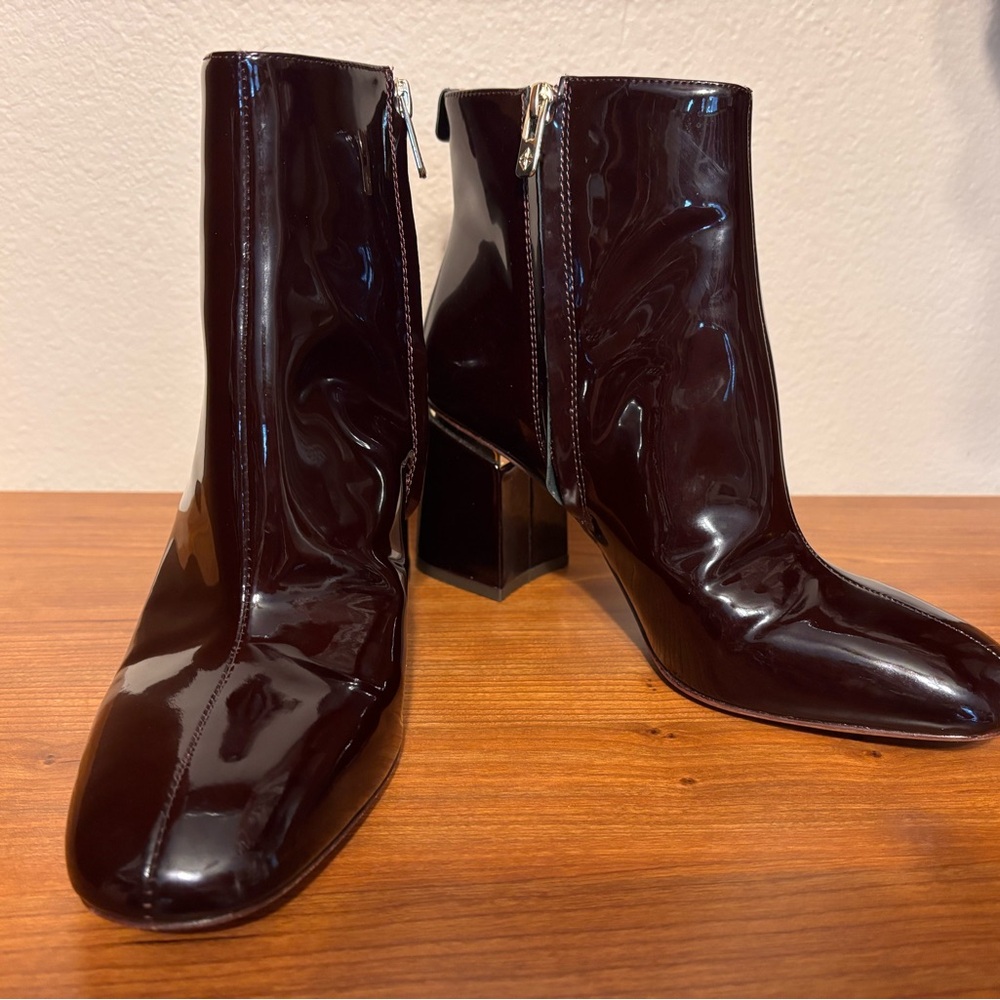 Women’s Patent Block Heel Ankle Boots in Dark Burgundy
